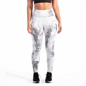 Virus Dynamic Tech Pants